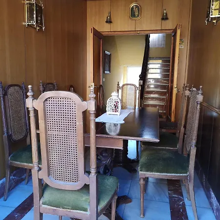 Casa De La Riva Ferienhaus *