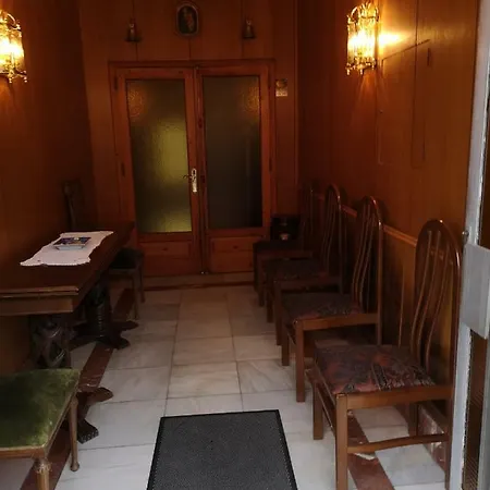 Casa De La Riva Trobajo Del Camino