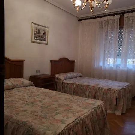 Casa De La Riva Ferienhaus *