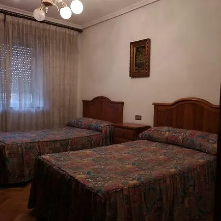 Casa De La Riva Ferienhaus *