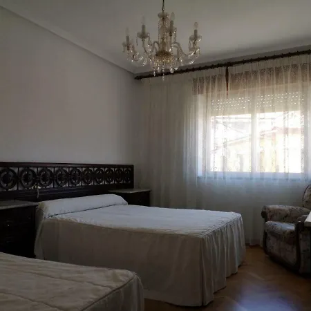Casa De La Riva * Trobajo Del Camino